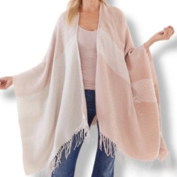 Soia & Kyo Yadira Woven Knit Fringe Shawl Poncho Scarfigan Pink Women's OS - Picture 5 of 8